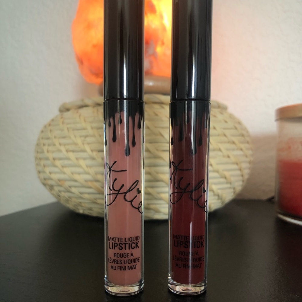 KYLIE COSMETICS LIQUID LIPSTICKS (candy k, & Leo)